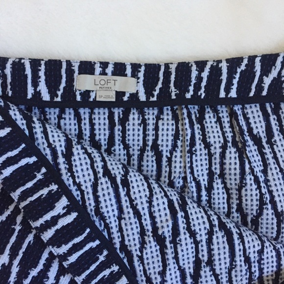 LOFT Wrap Pencil Skirt | Petite Small - Picture 4 of 4